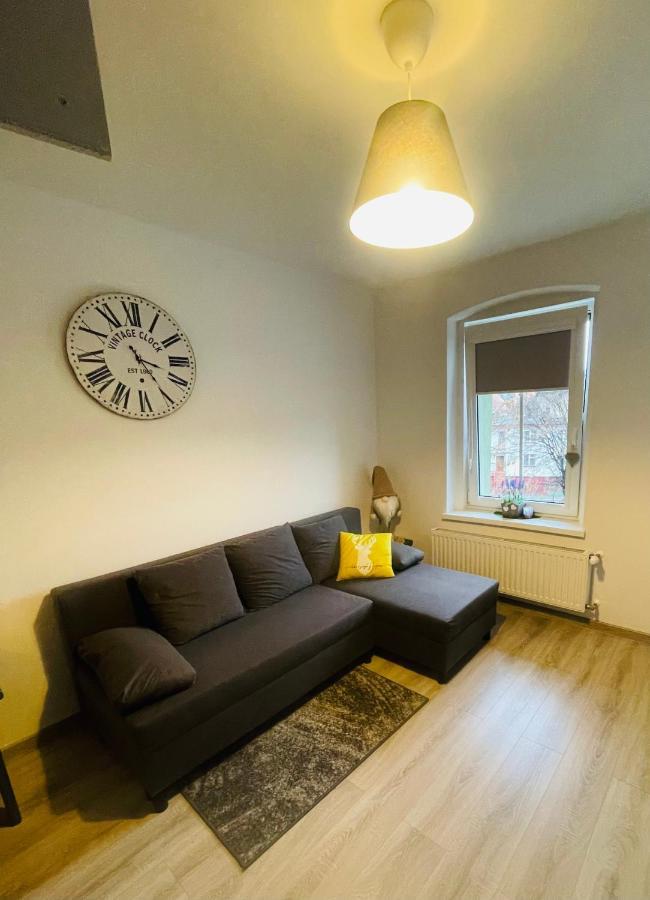 Apartament Oliwia Apartment Jelenia Góra Exterior foto