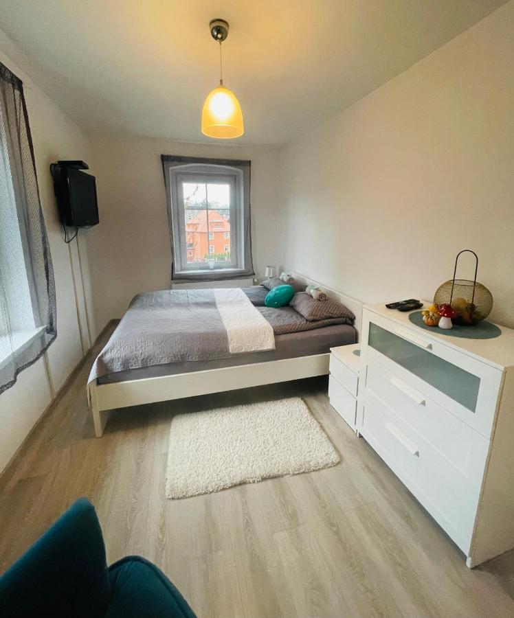 Apartament Oliwia Apartment Jelenia Góra Exterior foto